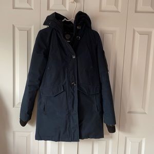 Vince Camuto navy thick parka winter coat Small